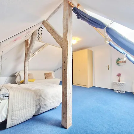 Apartmán Traeumen Ueber Den Daechern Wismars, Dachbodenapartment Wißmar