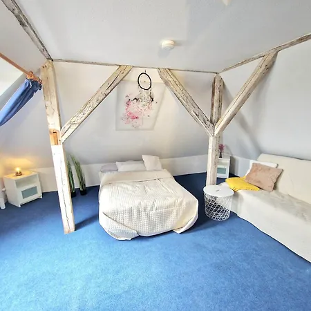Traeumen Ueber Den Daechern Wismars, Dachbodenapartment Apartmán *